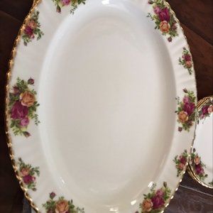 ROYAL ALBERT OLD COUNTRY ROSE 16" MEAT PLATTER MADE IN UK